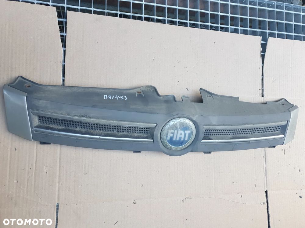 GRILL ATRAPA PRZÓD FIAT PANDA II 595/A SZARY - 1