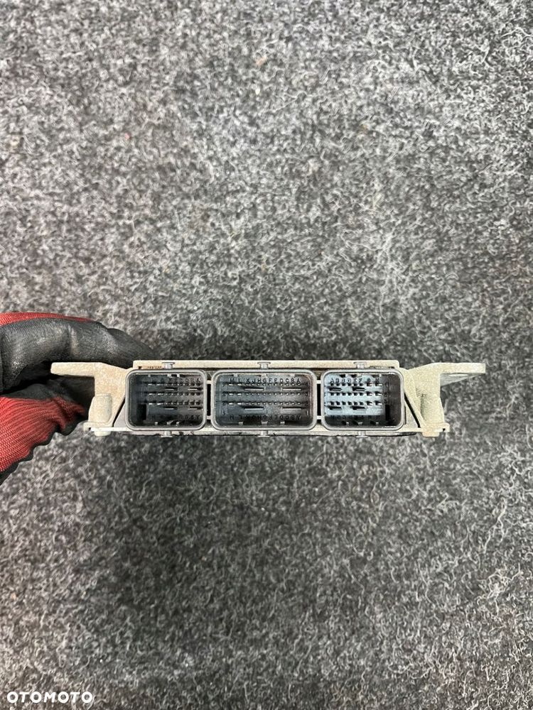 sterownik silnika citroen c3 1.1b IAW48P27C - 3