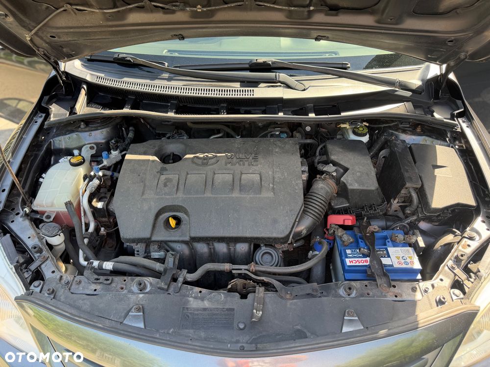 Toyota Corolla 1.6 Luna - 14