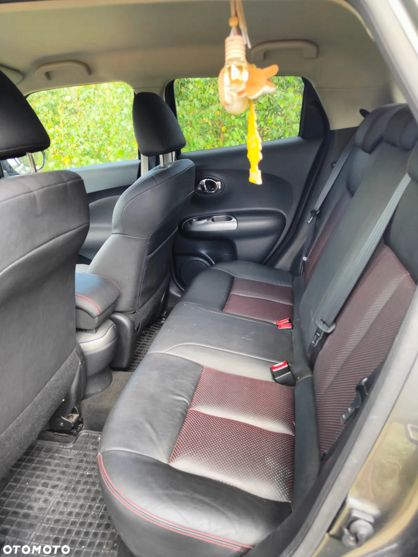 Nissan Juke 1.6 T Tekna 4x4 - 13