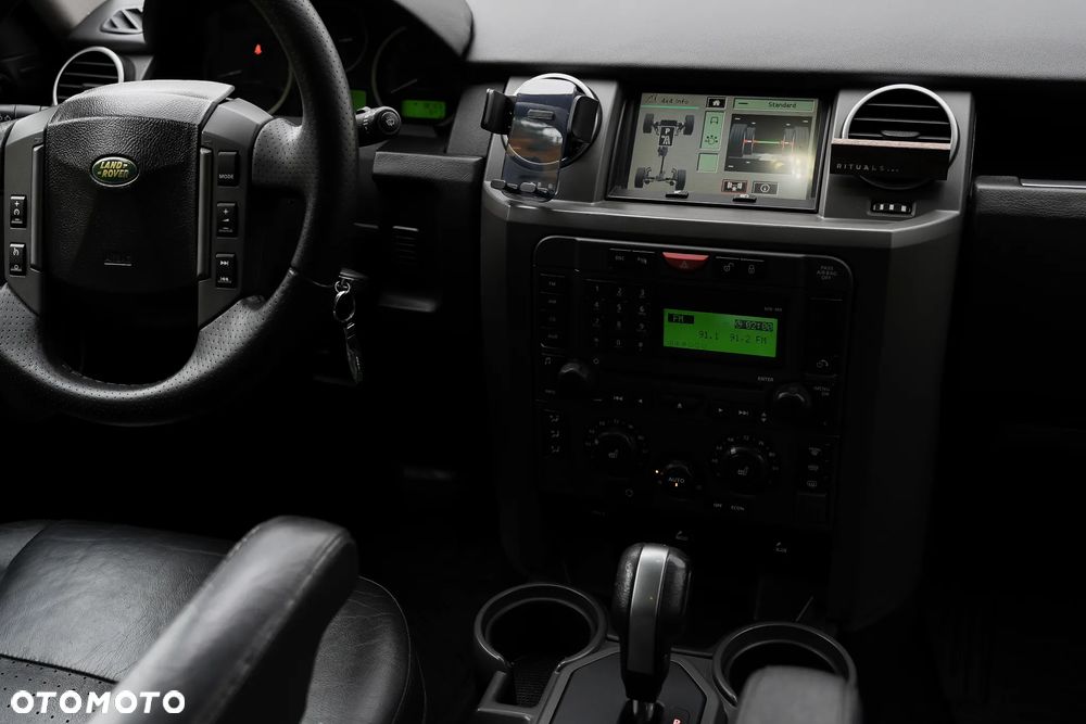 Land Rover Discovery 4.4 V8 HSE - 30