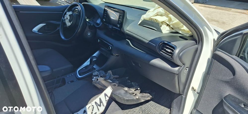 Toyota Yaris Hybrid 1.5 Comfort - 8