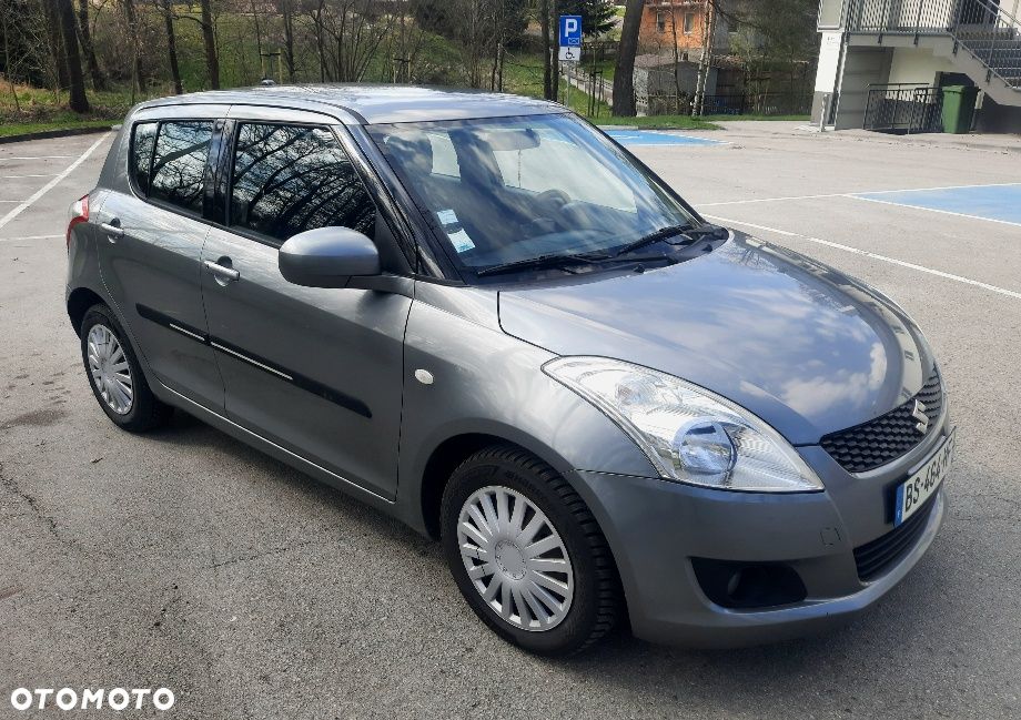 Suzuki Swift 1.2 Premium - 1