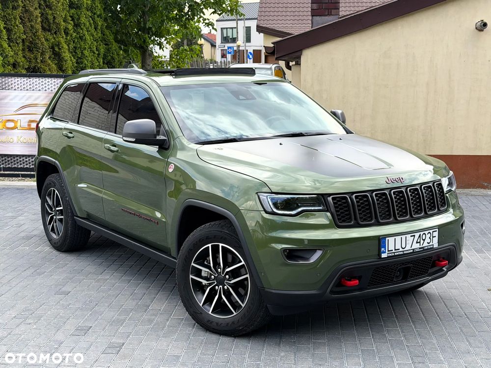 Jeep Grand Cherokee - 1