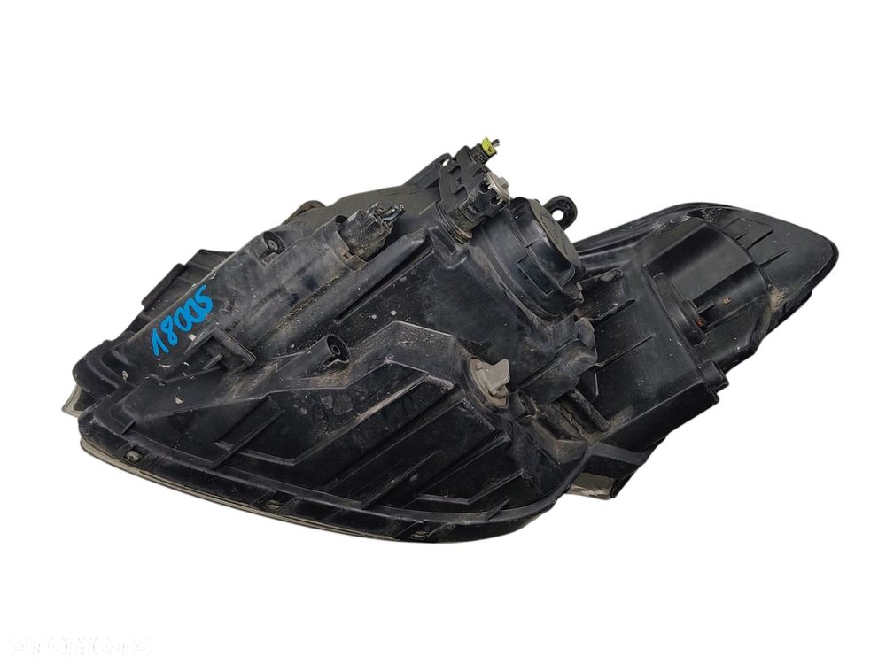 LAMPA PRAWY PRZÓD KIA SOUL I (2008-2011) 1.6 CRDI 128KM DO POLERKI - 2