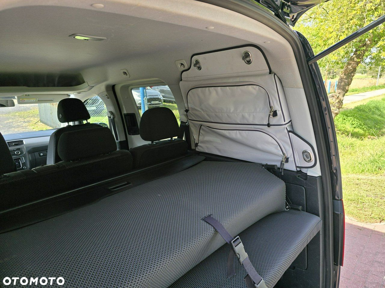 Volkswagen Caddy 2.0 TDI (5-Si.) DSG Beach - 22