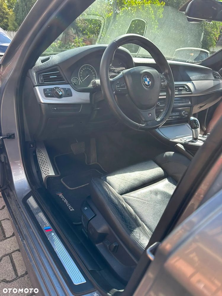 BMW Seria 5 520d - 30