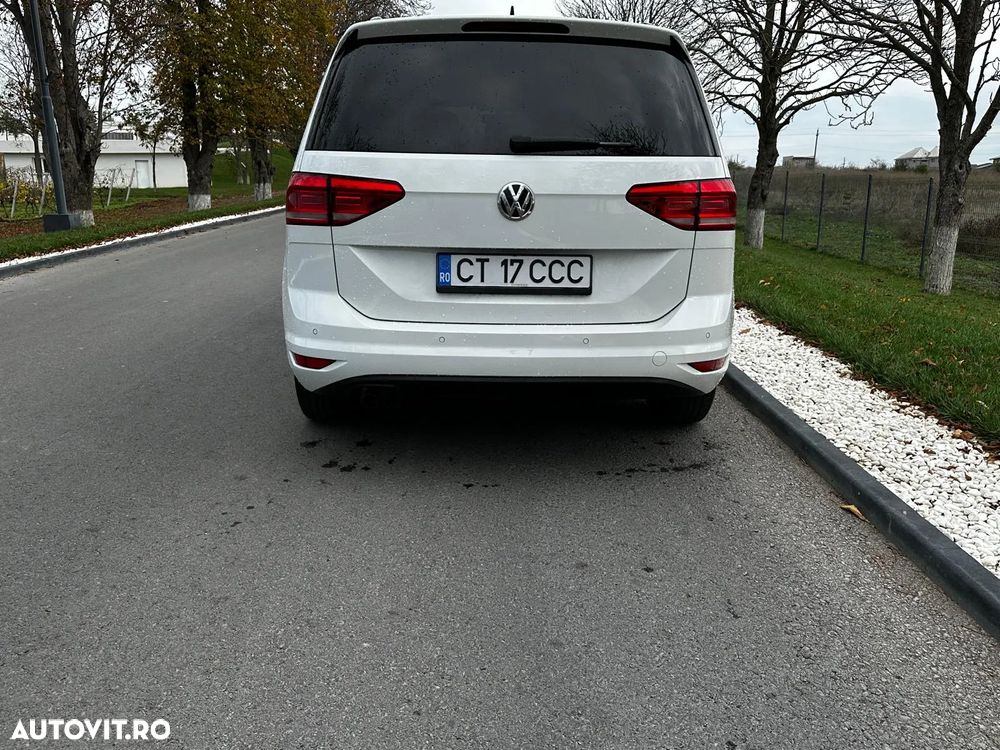 Volkswagen Touran 2.0 TDI Comfortline - 12