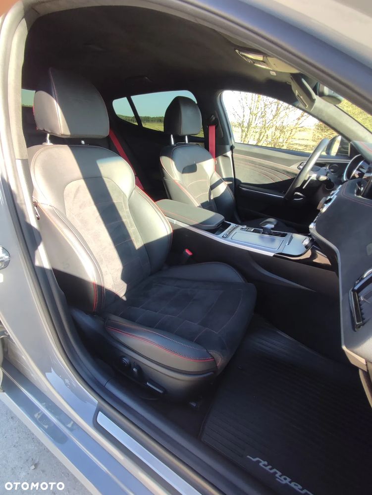 Kia Stinger 3.3 T-GDI V6 GT Prestige Line AWD - 21