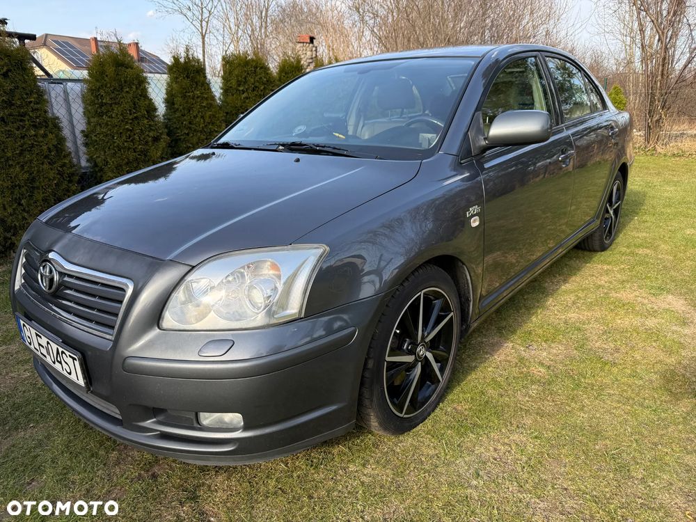 Toyota Avensis 2006 photo 4