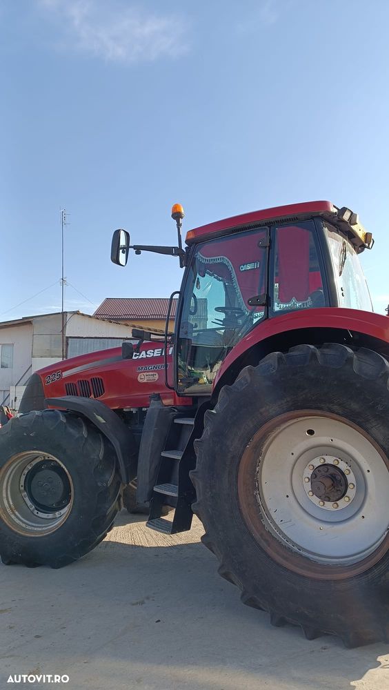 Case IH Magnum 225 - 2