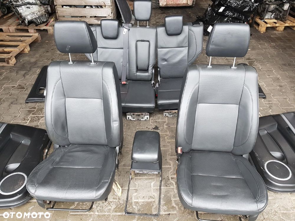SUZUKI GRAND VITARA II 05-14r FOTELE SKÓRZANE BOCZKI 5D - 2