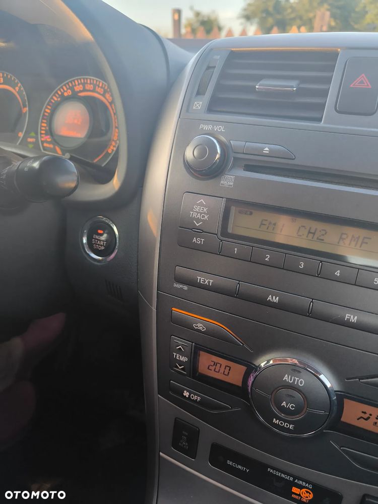 Toyota Corolla 2.0 D-4D Prestige - 13