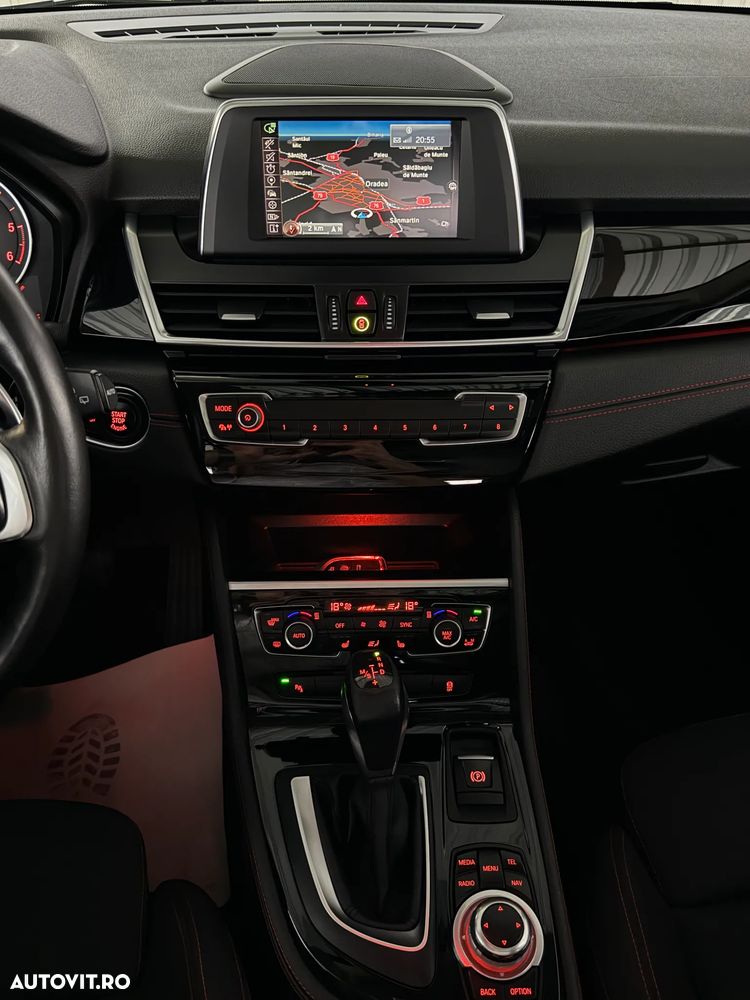 BMW Seria 2 220d Aut. Sport Line - 14