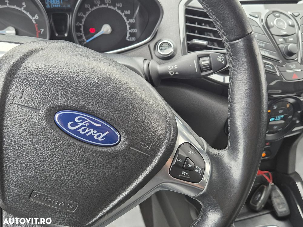 Ford EcoSport 1.0 EcoBoost Titanium - 16