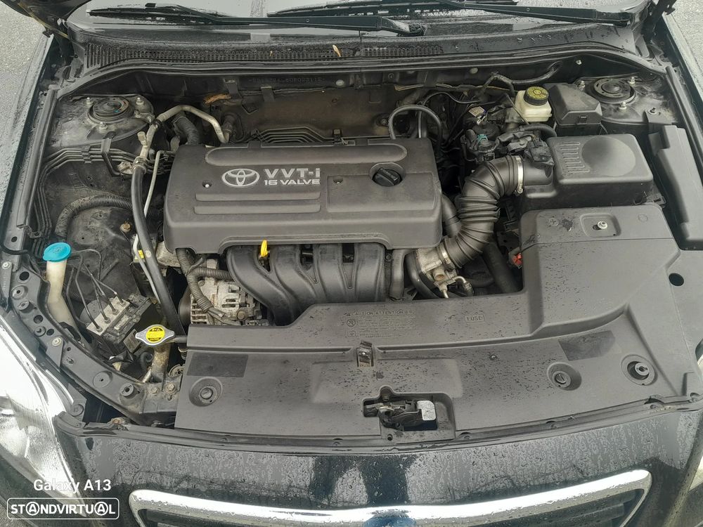 Toyota Avensis - 13