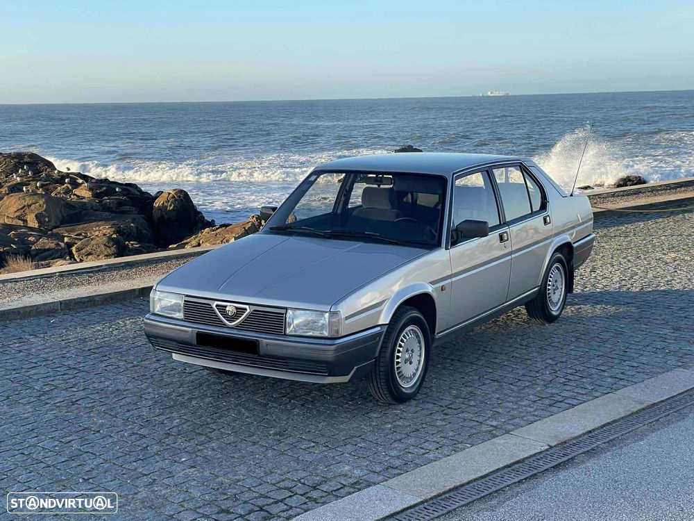 Alfa Romeo 90 2.0 S - 42