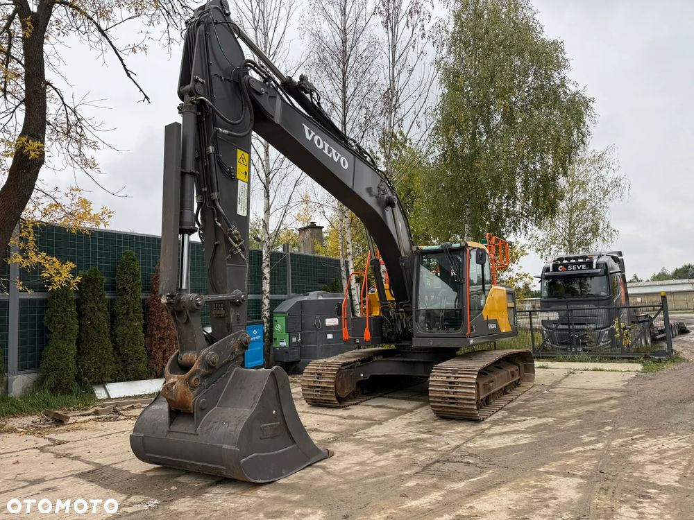 Volvo EC 200 EL ( EC 220 ) - 16