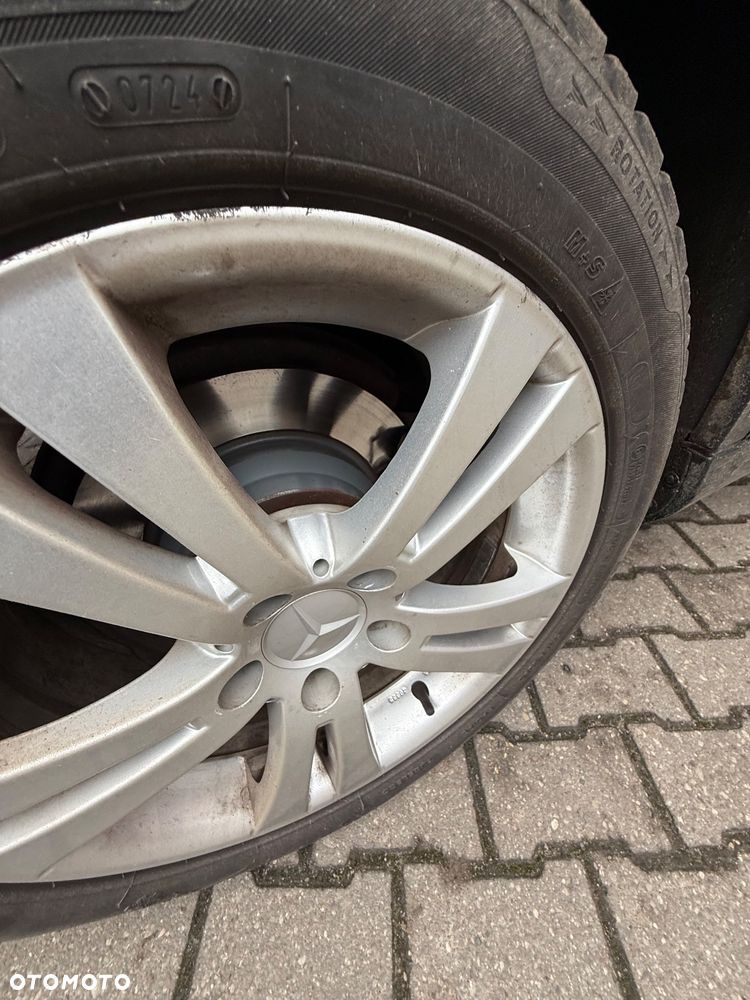 Mercedes-Benz Klasa E 220 CDI Elegance DPF - 28