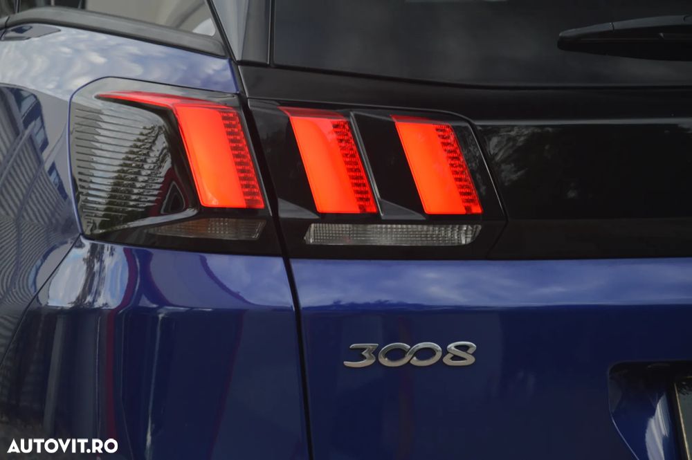 Peugeot 3008 1.2 PureTech 130 EAT8 Allure Pack - 23