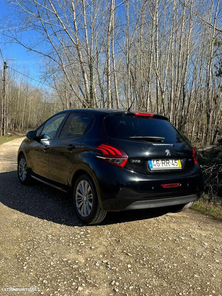Peugeot 208 1.2 PureTech Active - 5