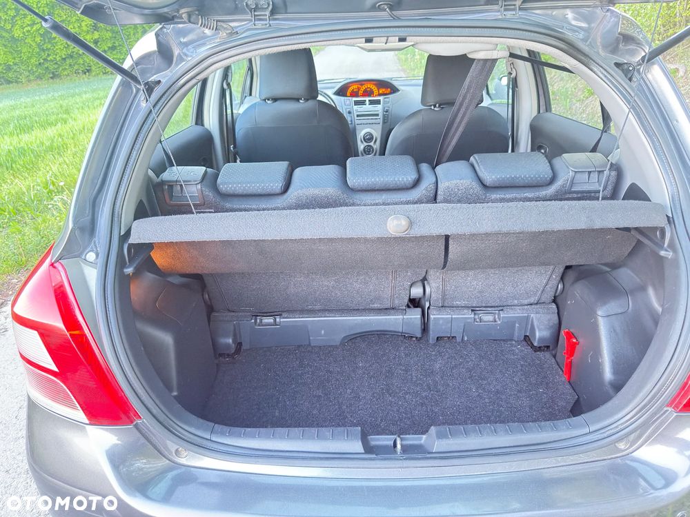 Toyota Yaris 1.33 2010 - 8