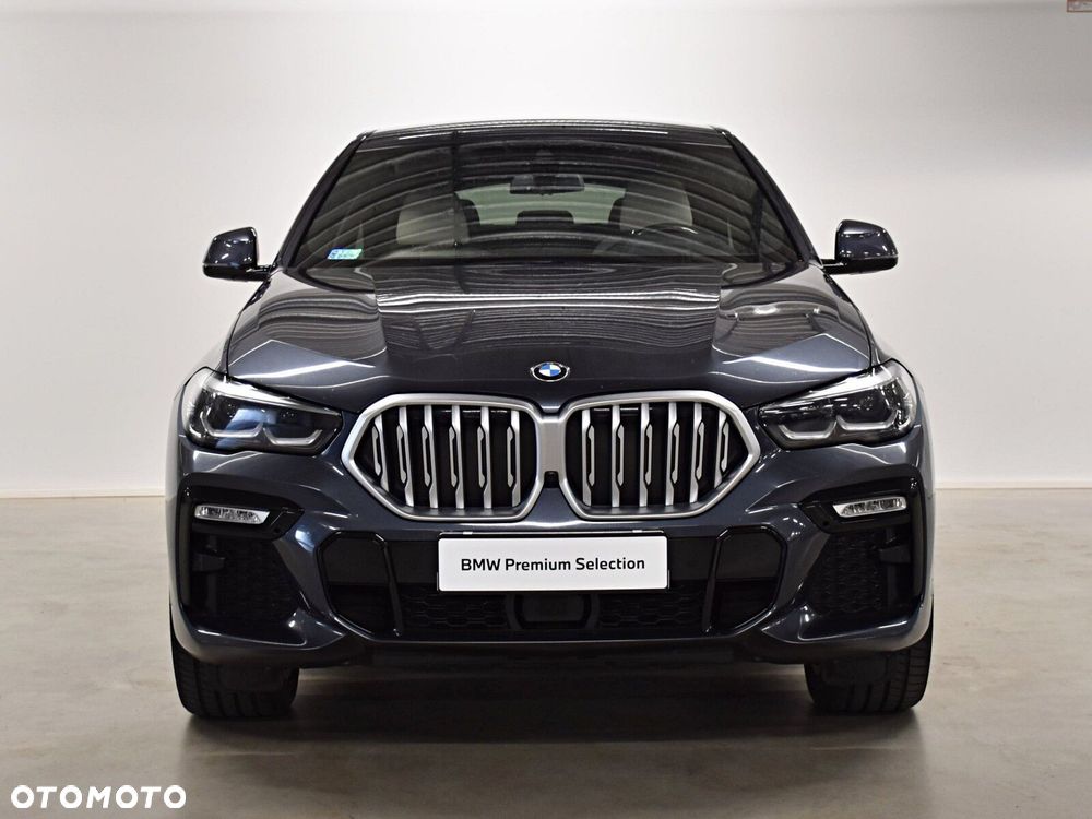 BMW X6 xDrive40i - 9