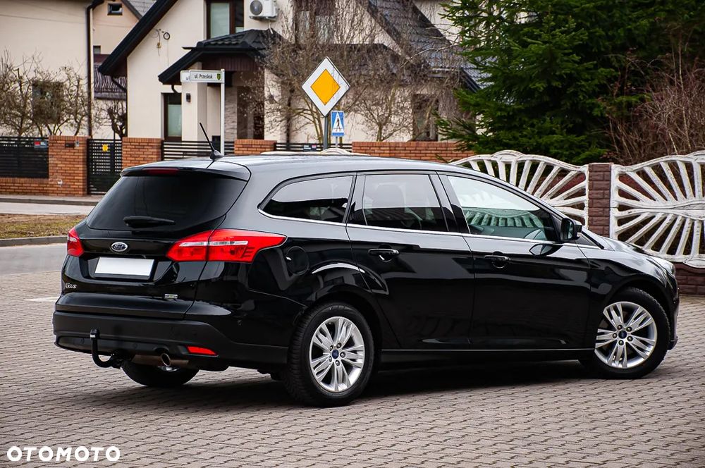 Ford Focus 1.5 EcoBoost Titanium Business - 36