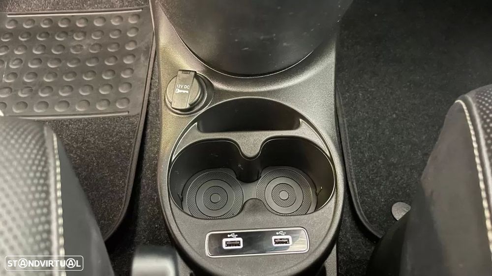 Fiat 500 1.0 Hybrid Launch Edition - 38