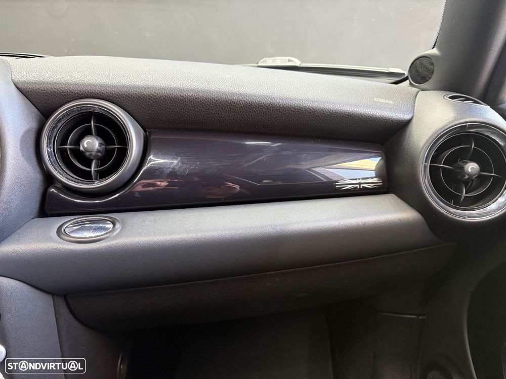 MINI 3 Portas Cooper S - 51