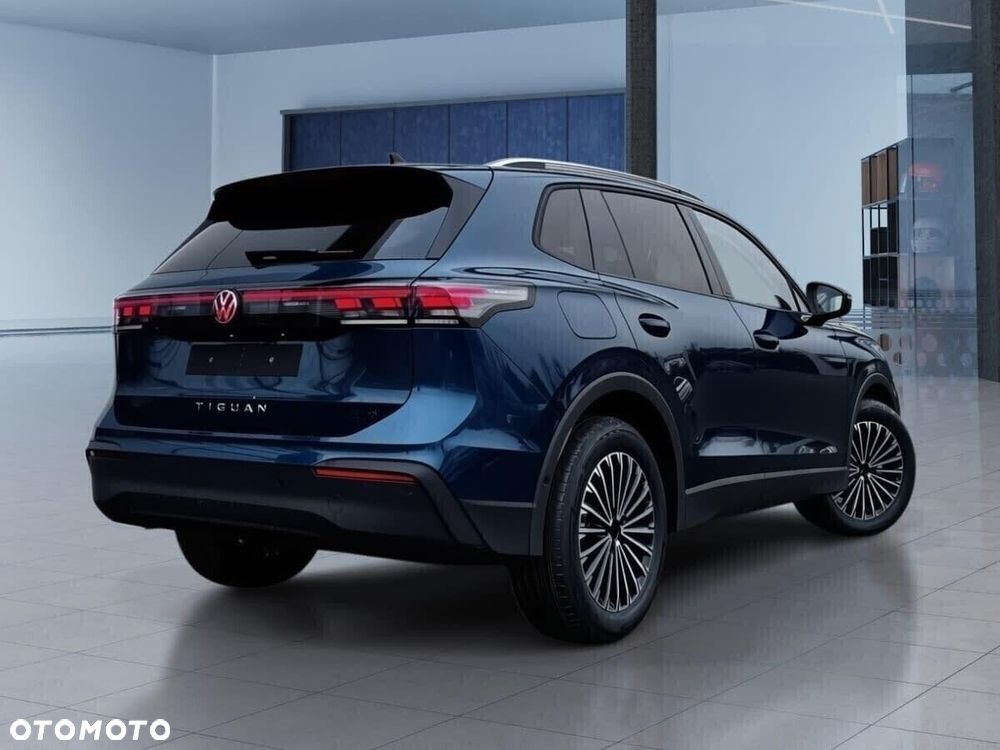 Volkswagen Tiguan - 3
