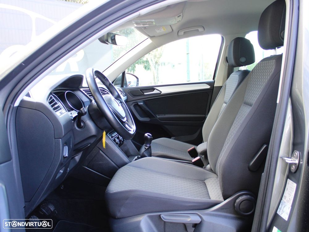 VW Tiguan 2.0 TDI Confortline - 25