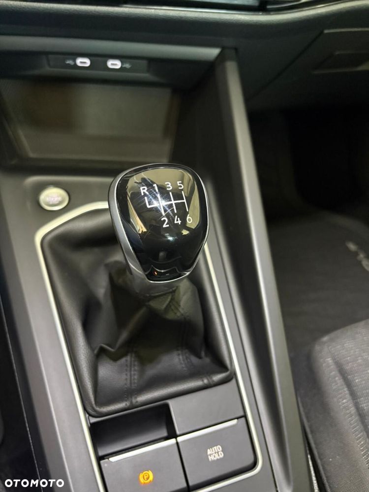 Volkswagen Golf - 15