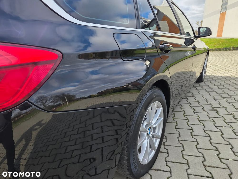 BMW Seria 3 318d Edition Luxury Line Purity - 15