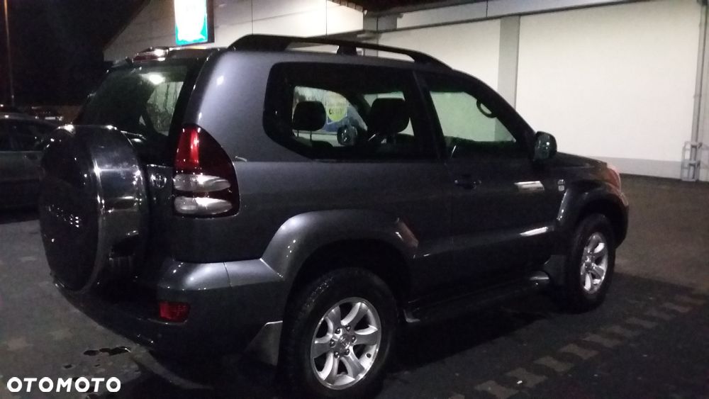 Toyota Land Cruiser - 5