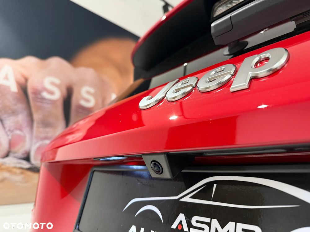 Jeep Avenger ver-1-2-t3-mhev-summit-fwd-edct6 - 20