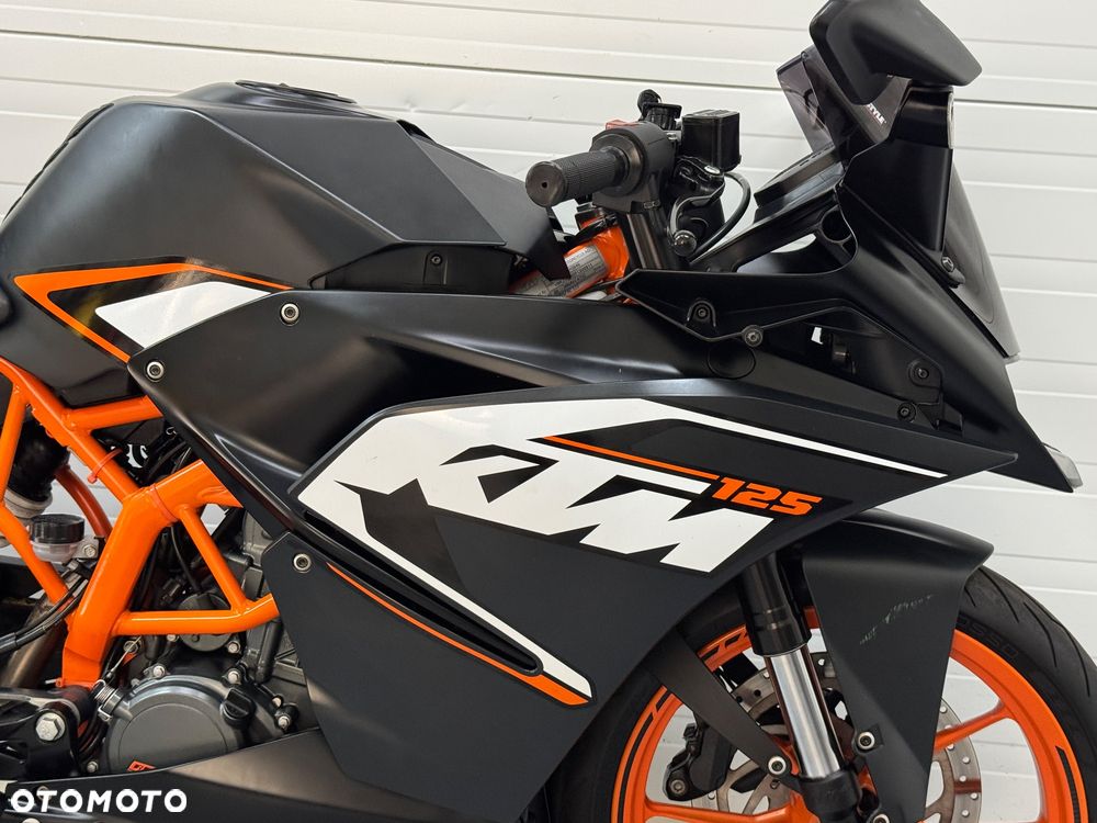 KTM RC 125 - 10