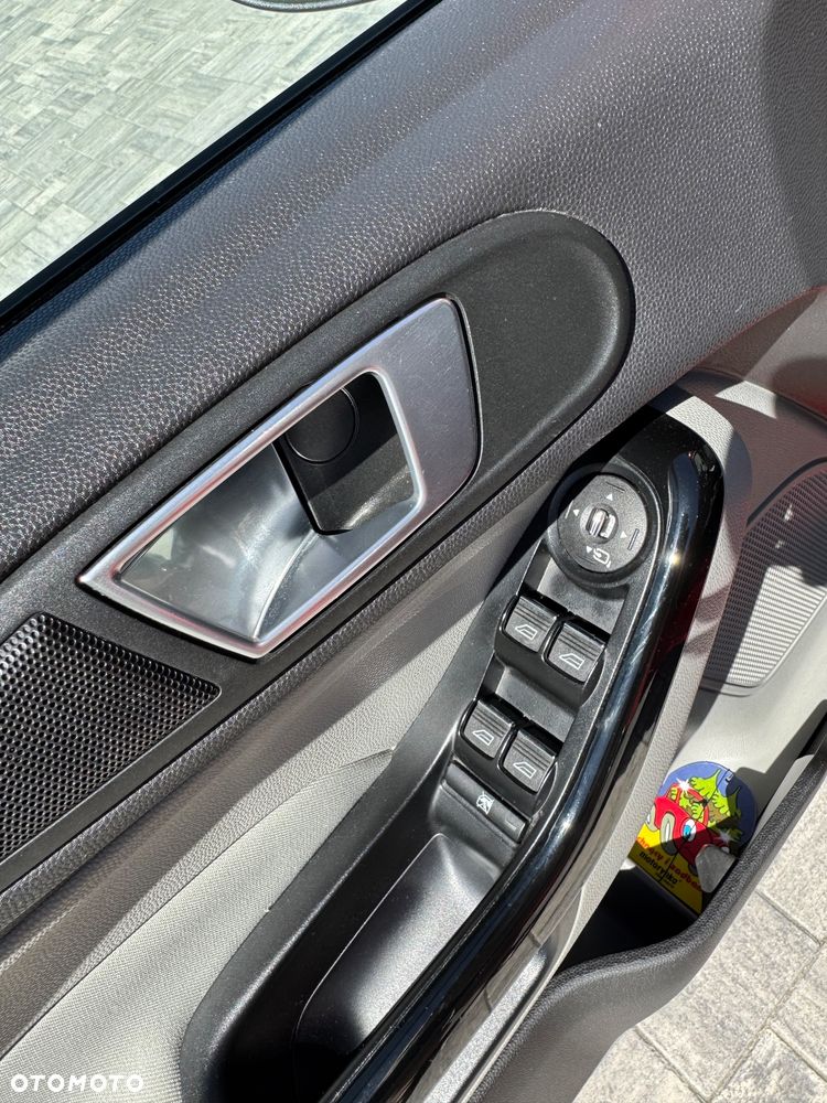 Ford Fiesta 1.0 EcoBoost Titanium ASS - 13