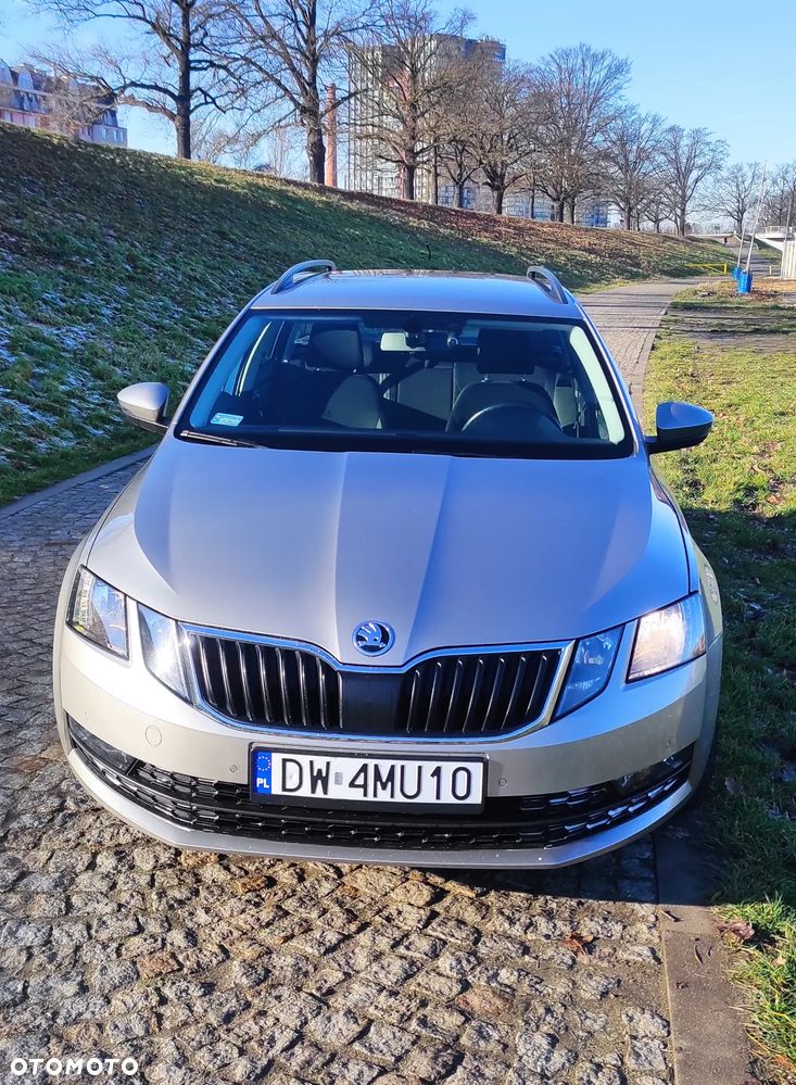 Skoda Octavia 2.0 TDI Ambition - 2