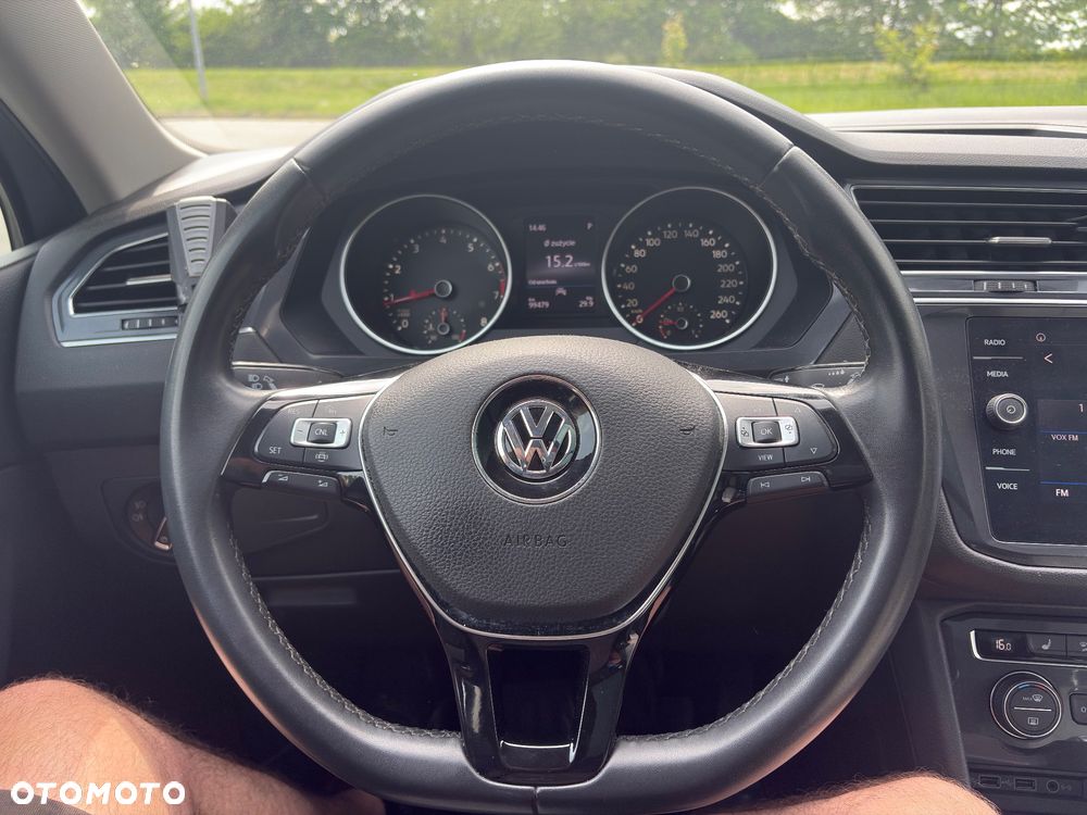 Volkswagen Tiguan - 28