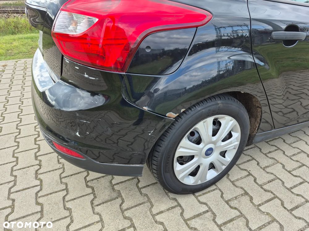 Ford Focus 1.6 Trend - 8