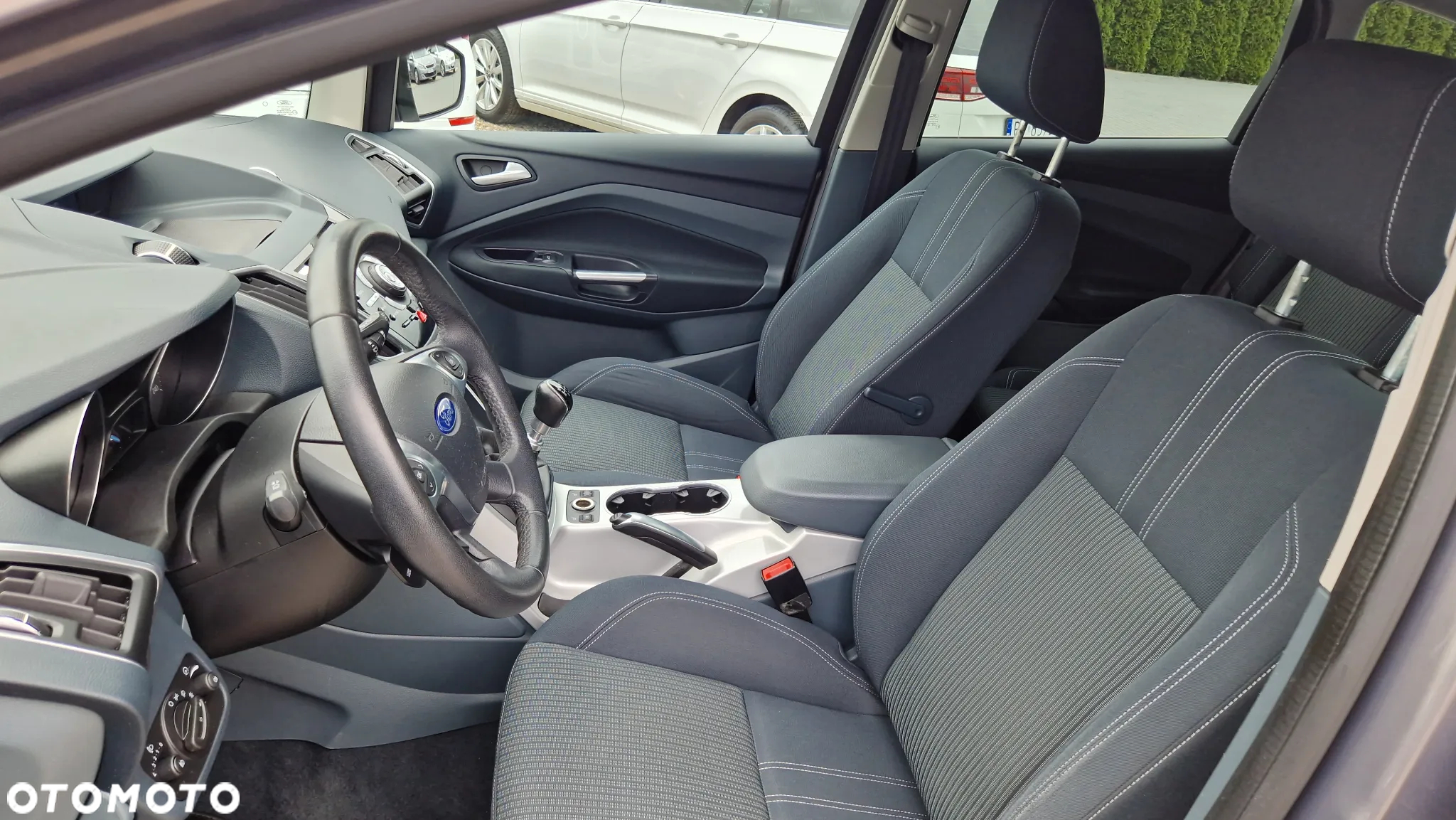 Ford C-MAX 1.6 EcoBoost Titanium - 17