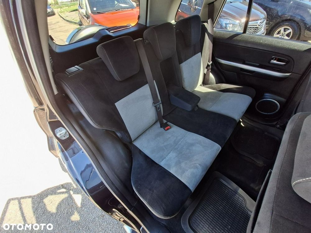 Suzuki Grand Vitara - 24