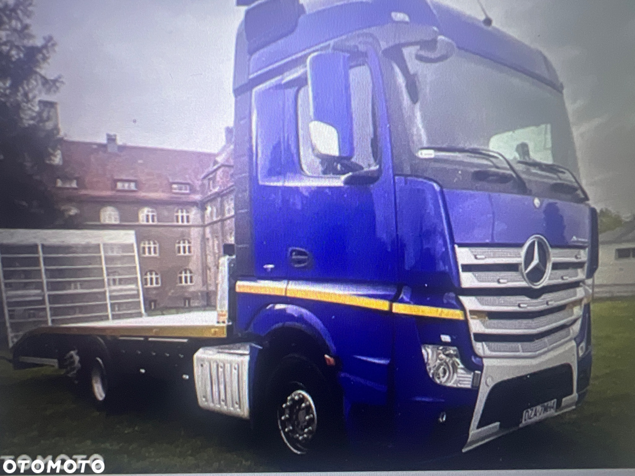 Mercedes-Benz Actros - 14