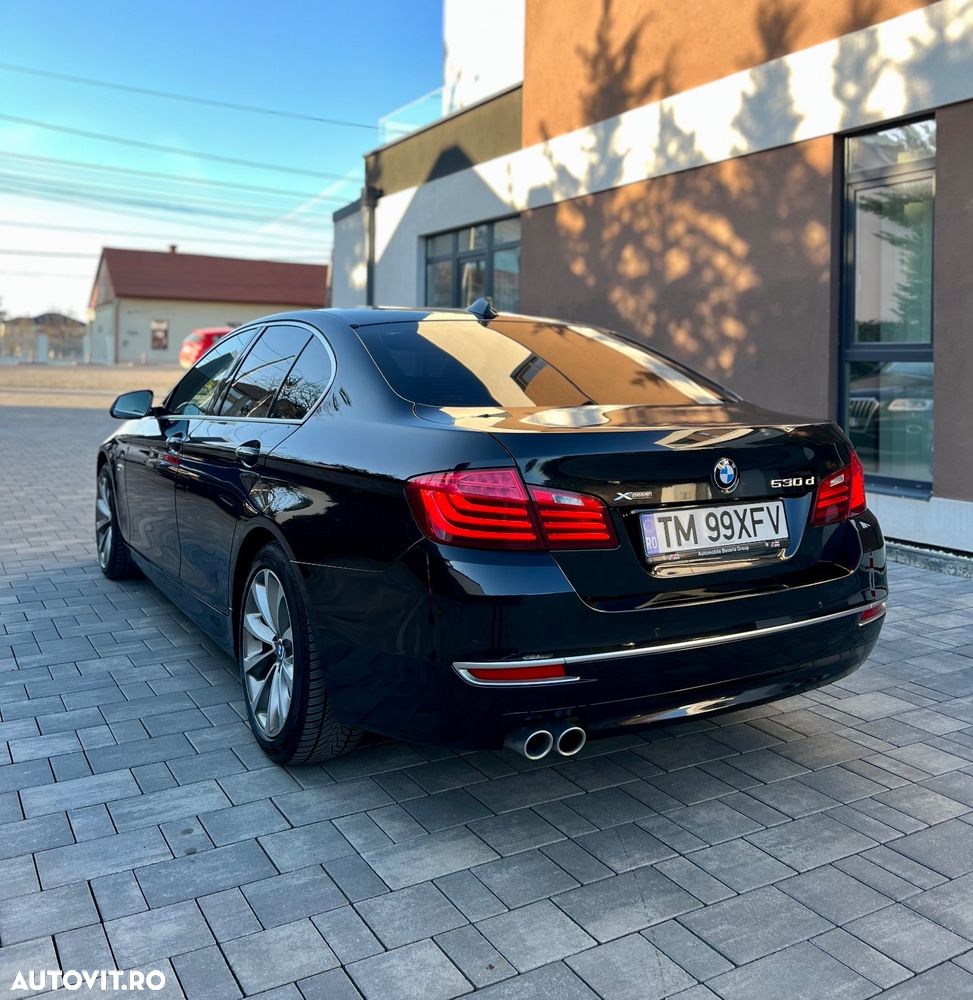BMW Seria 5 530d xDrive AT - 6