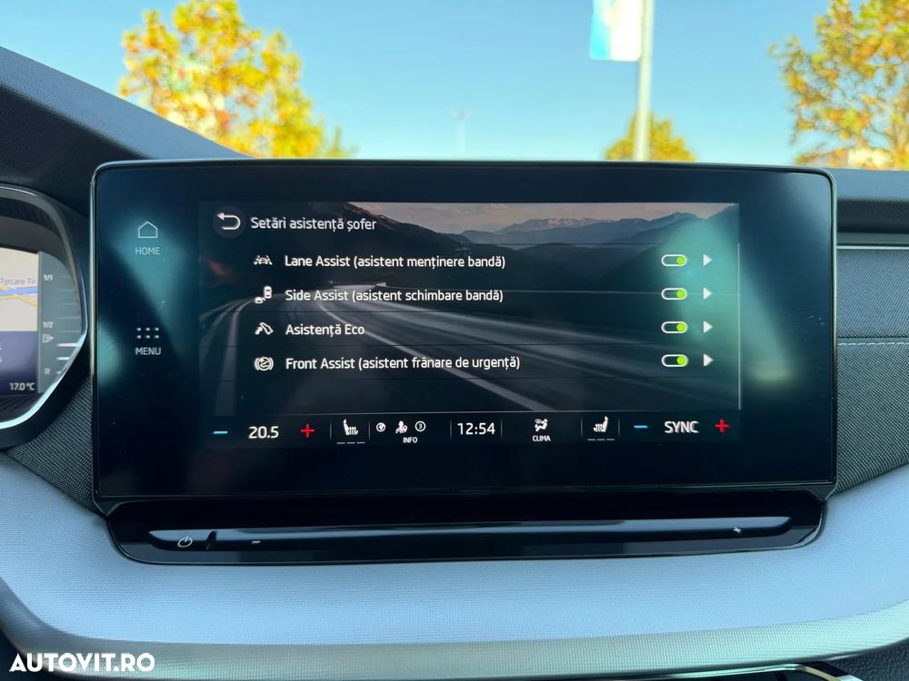 Skoda Octavia Combi 2.0 TDI DSG Style - 19