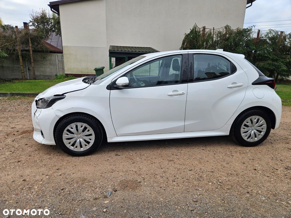 Toyota Yaris - 5