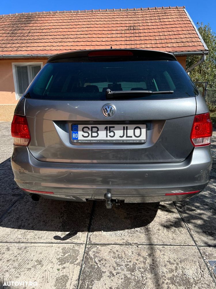 Volkswagen Golf 1.6 TDI DPF BlueMotion Technology MATCH - 4