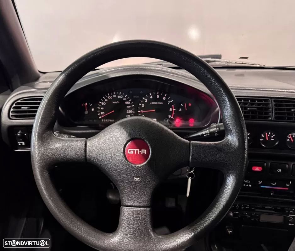 Nissan Sunny Hatchback 2.0-16 Tbo 4WD - 8