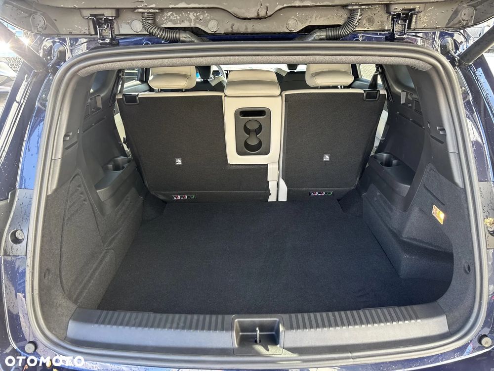 Renault Espace 1.2 E-Tech Full Hybrid 200 Iconic MMT 5os - 17